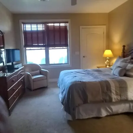 Unit 411A 1 Bd 1 Ba Condo Condo